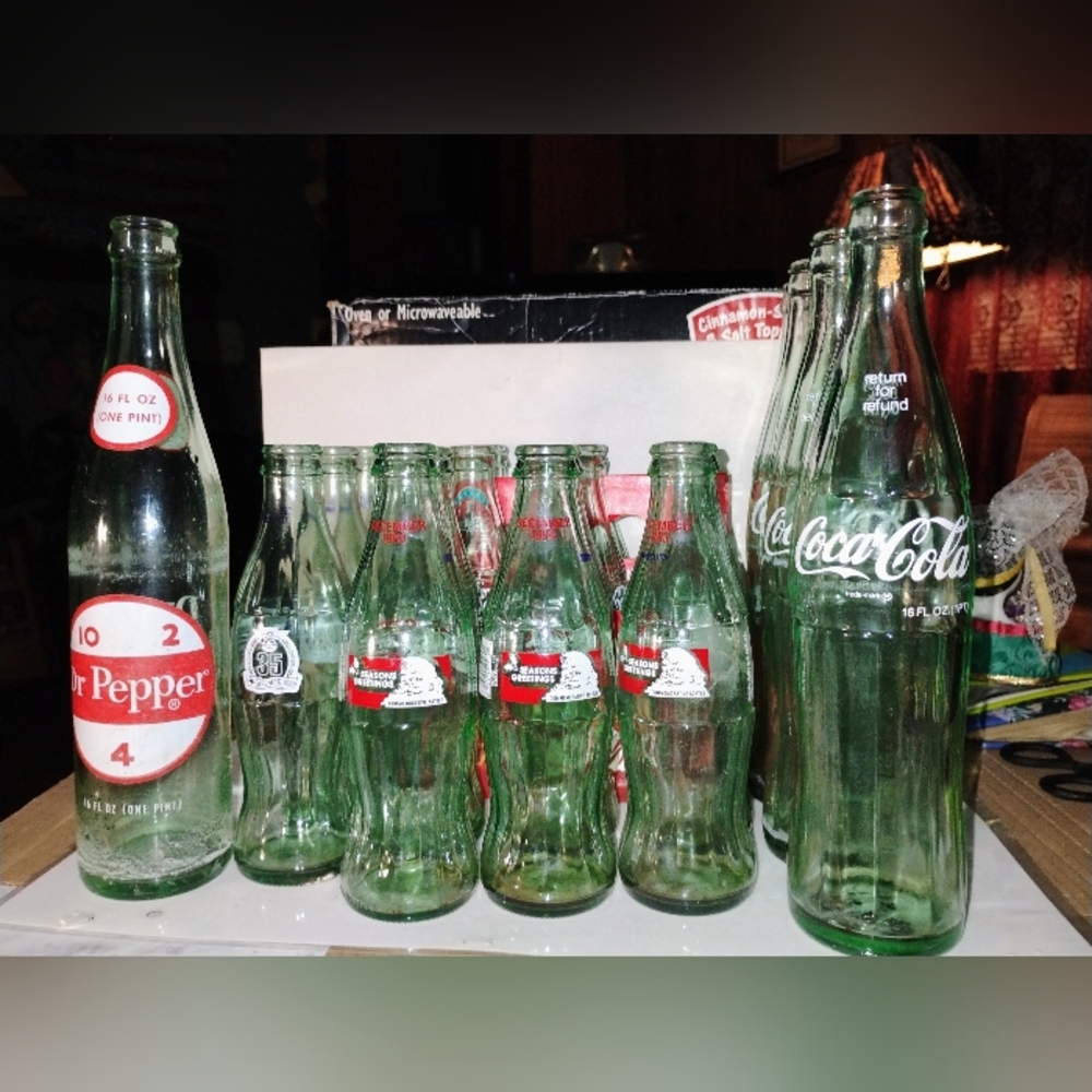 A Collection Of 20 Vintage & Rare Coca-Cola & 1 10-2-4 Dr. Pepper Bottle